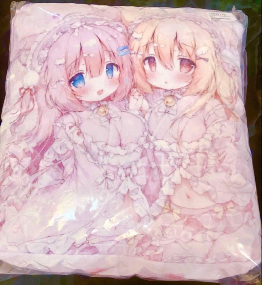 【未開封】桃豆こまもち ねここちゃん & ばにらちゃん クッションブランケット