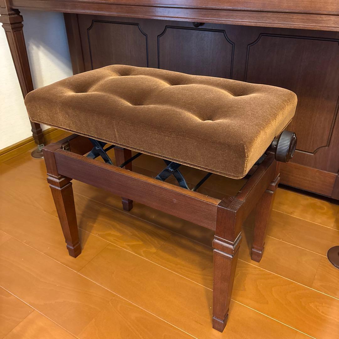 【R.7年11月調律・整調済】 KAWAI ピアノKL-62WI 椅子他付属品有