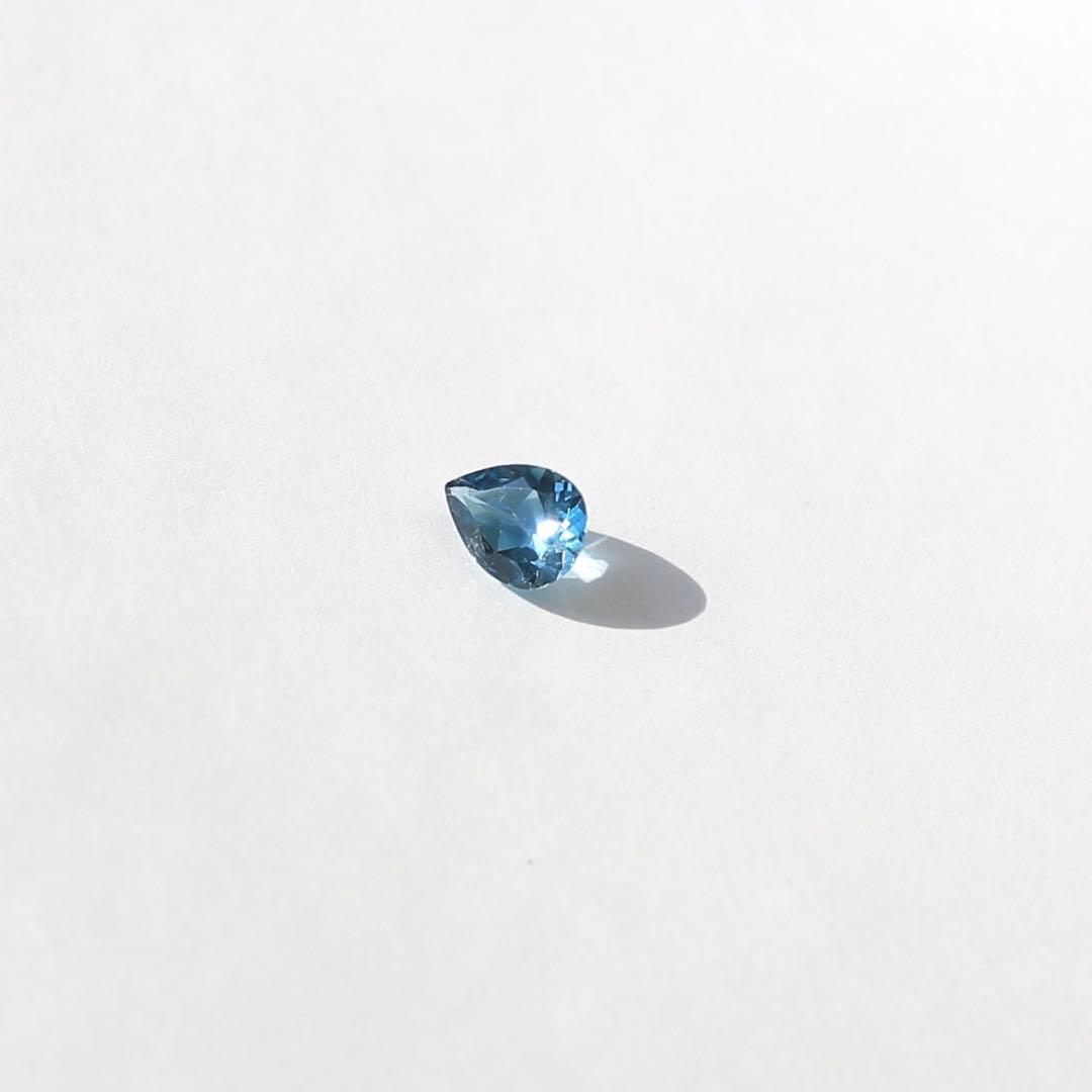 ロンドンブルートパーズ 1.02ct ルース オリジナル 宝石 天然石