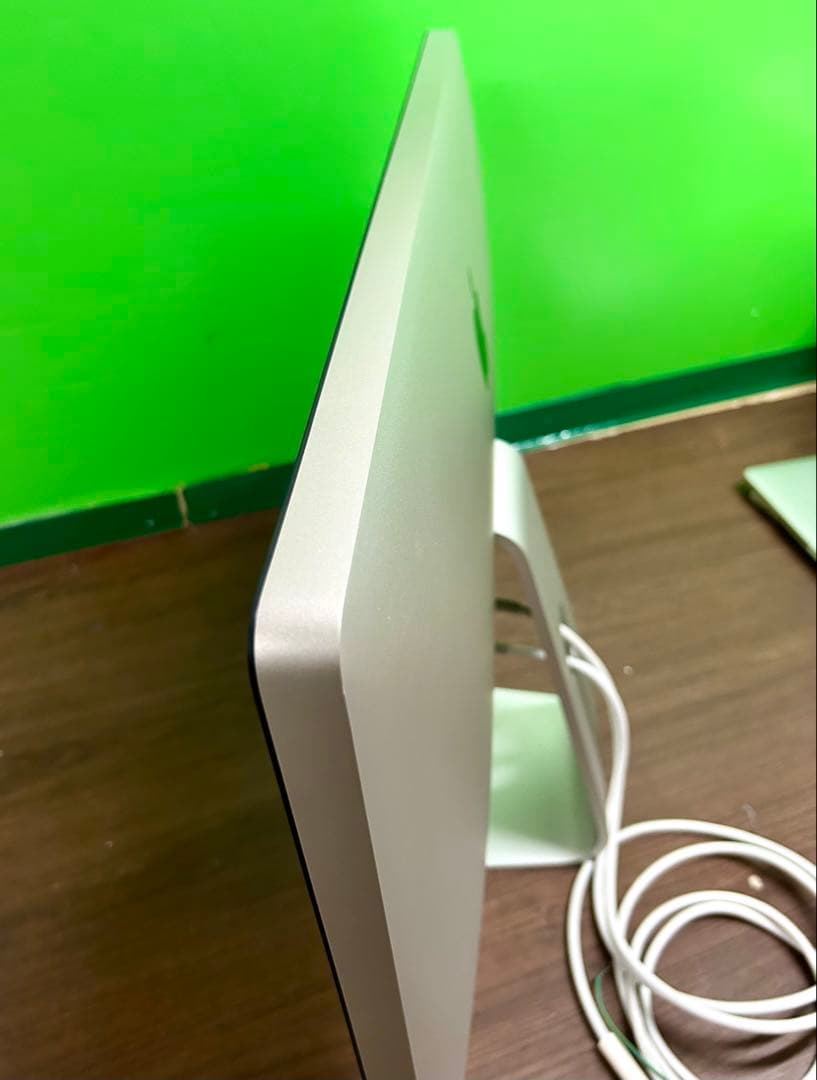 Apple Thunderbolt Display 27インチモニターのみ