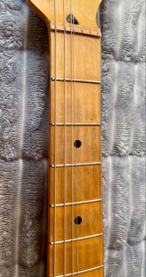 j*c様 フジゲン製 Squier ストラキャスター SST33 Lシリアル