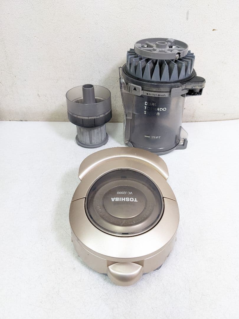 TOSHIBA 東芝 VC-J2000-N サイクロン式掃除機 2013年製