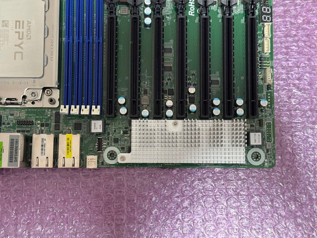 CPU AMD EPYC 7713P マザーボード ROMED8-2T