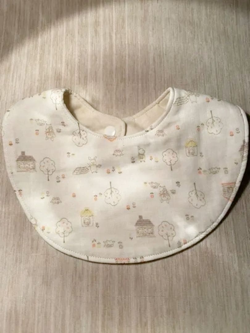 手刺繍　hungryおにぎり　ハンドメイドスタイ