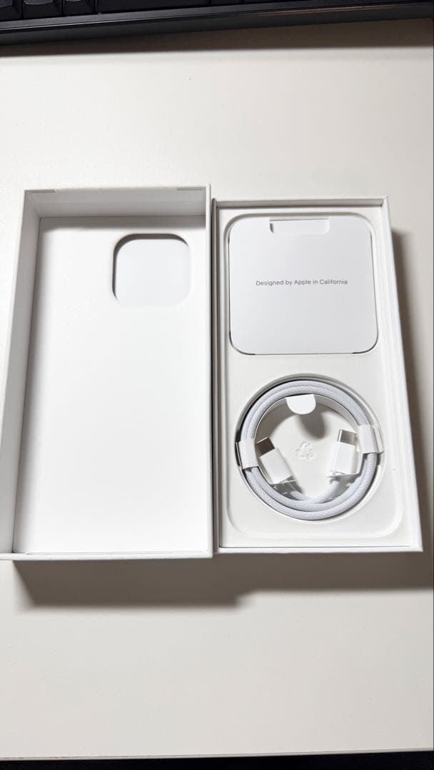 iPhone 15 pro max 256GB ナチュラルチタニウム