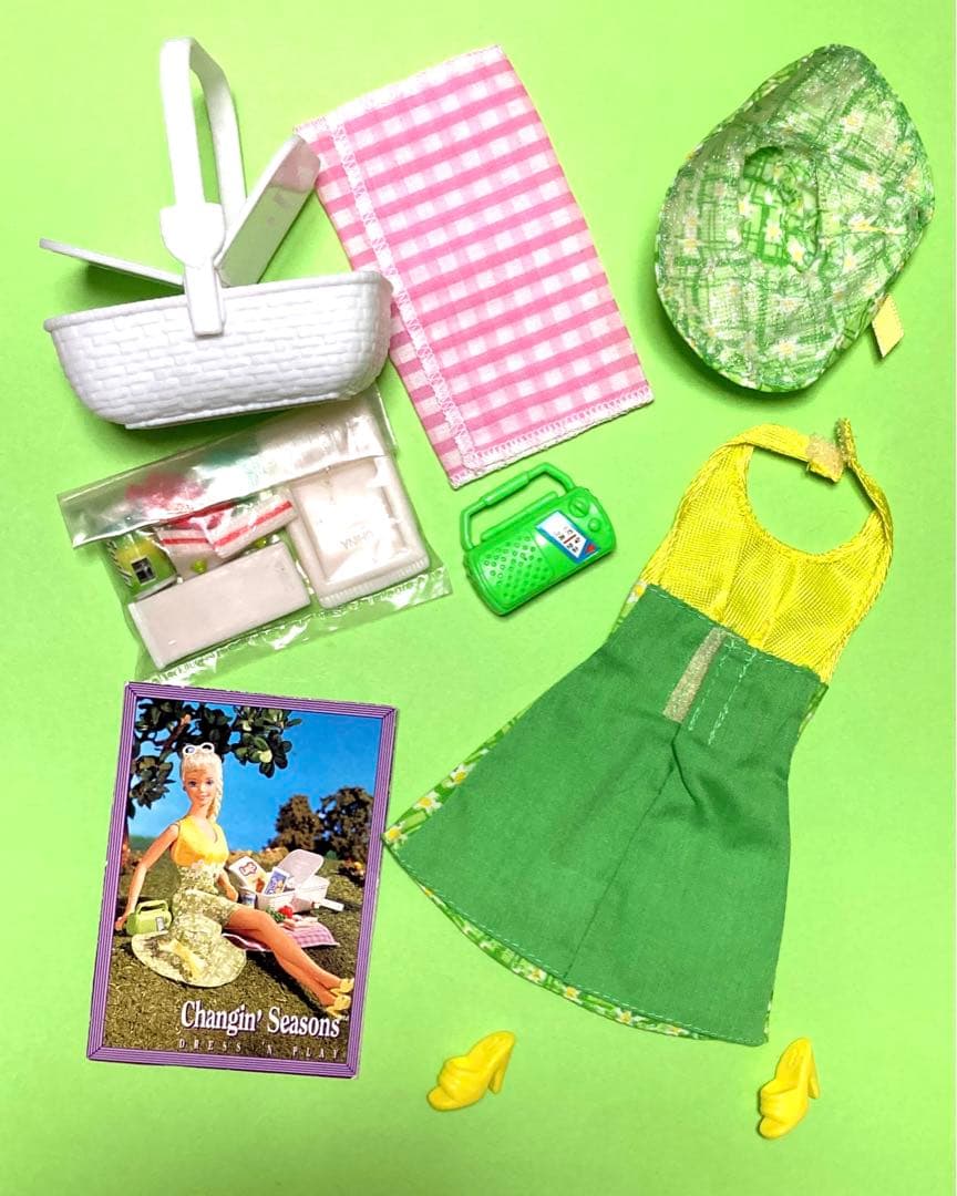 バービー CHANGIN’ SEASONS DRESS’N 1997 レア