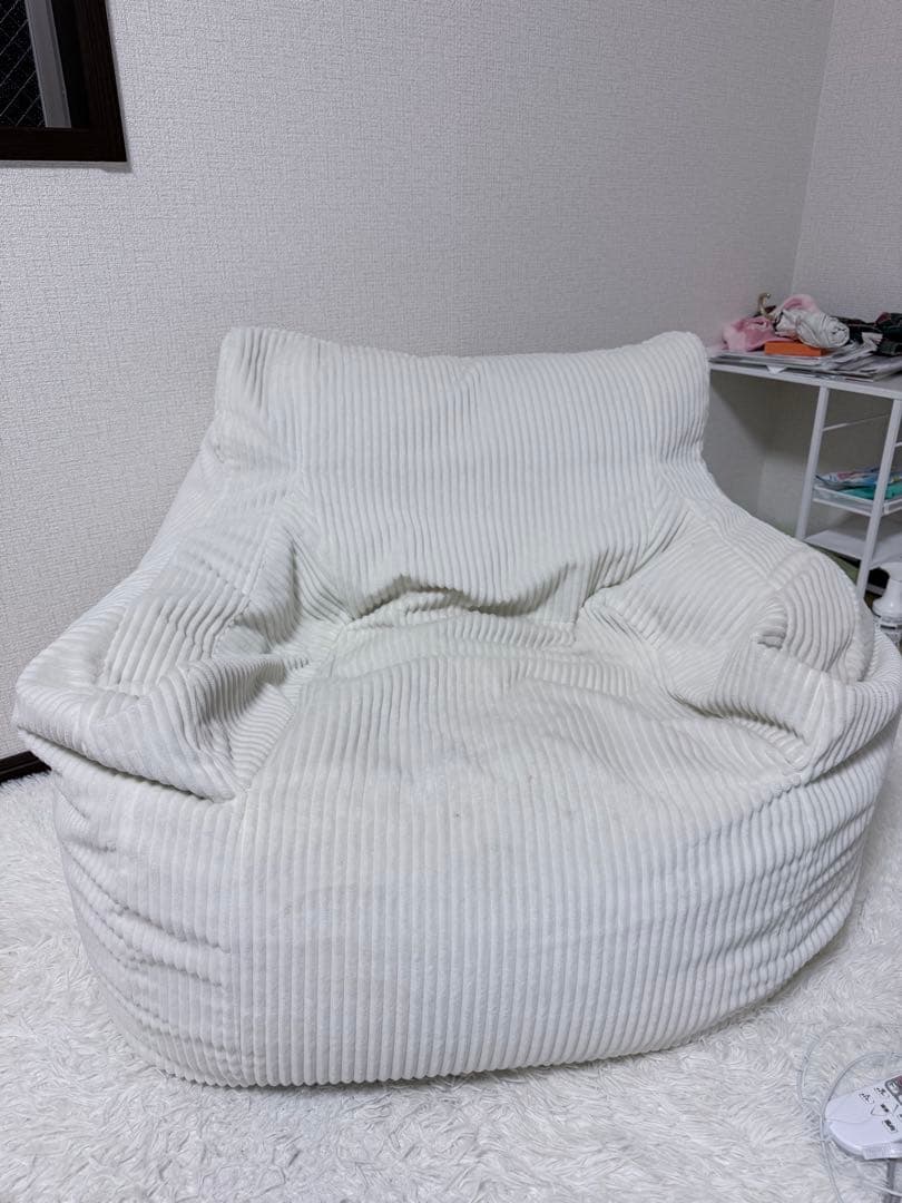 Loosy Hugme ビーズソファ アイボリー 1人掛け クッションソファ