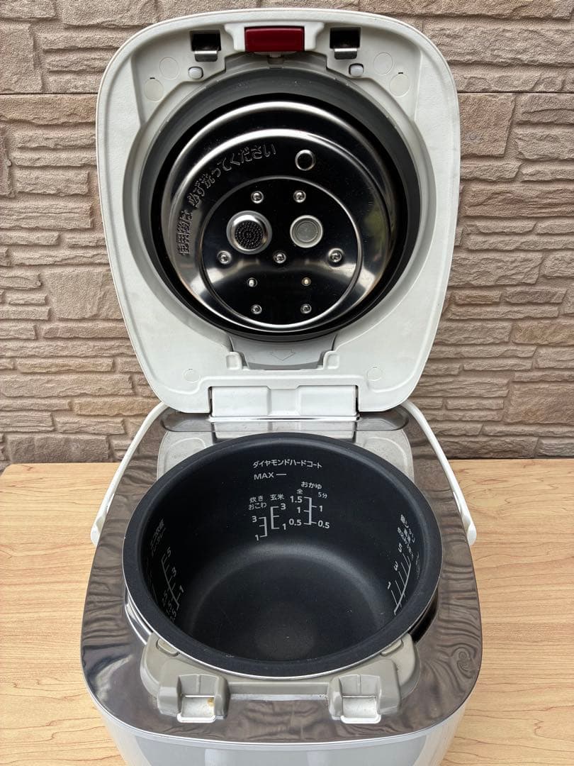 ✳️【美品中古】Panasonic ダイヤモンド竈釜5.5合 IH炊飯ジャー