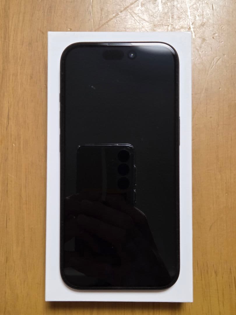 【美品】iPhone 15 128GB ブラック 本体 箱・付属品・ケース付