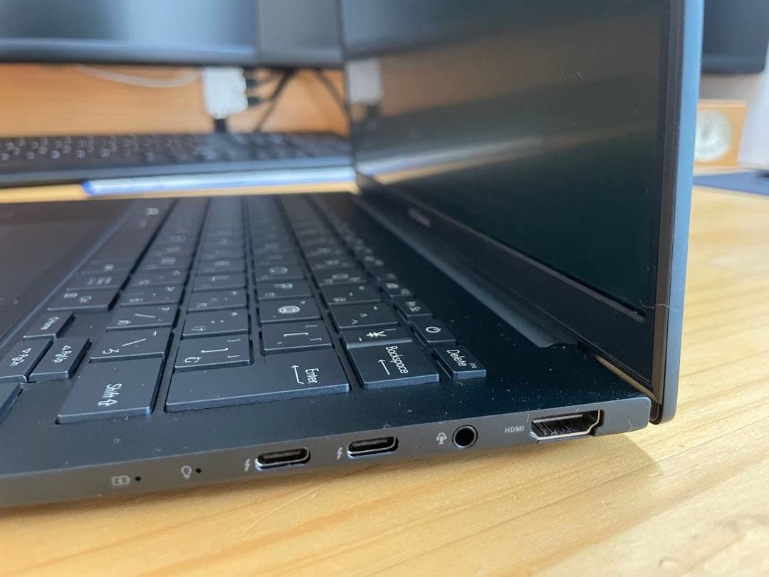 Windowsノート本体 ASUS Zenbook 14 OLED Intel Core Ultra 7