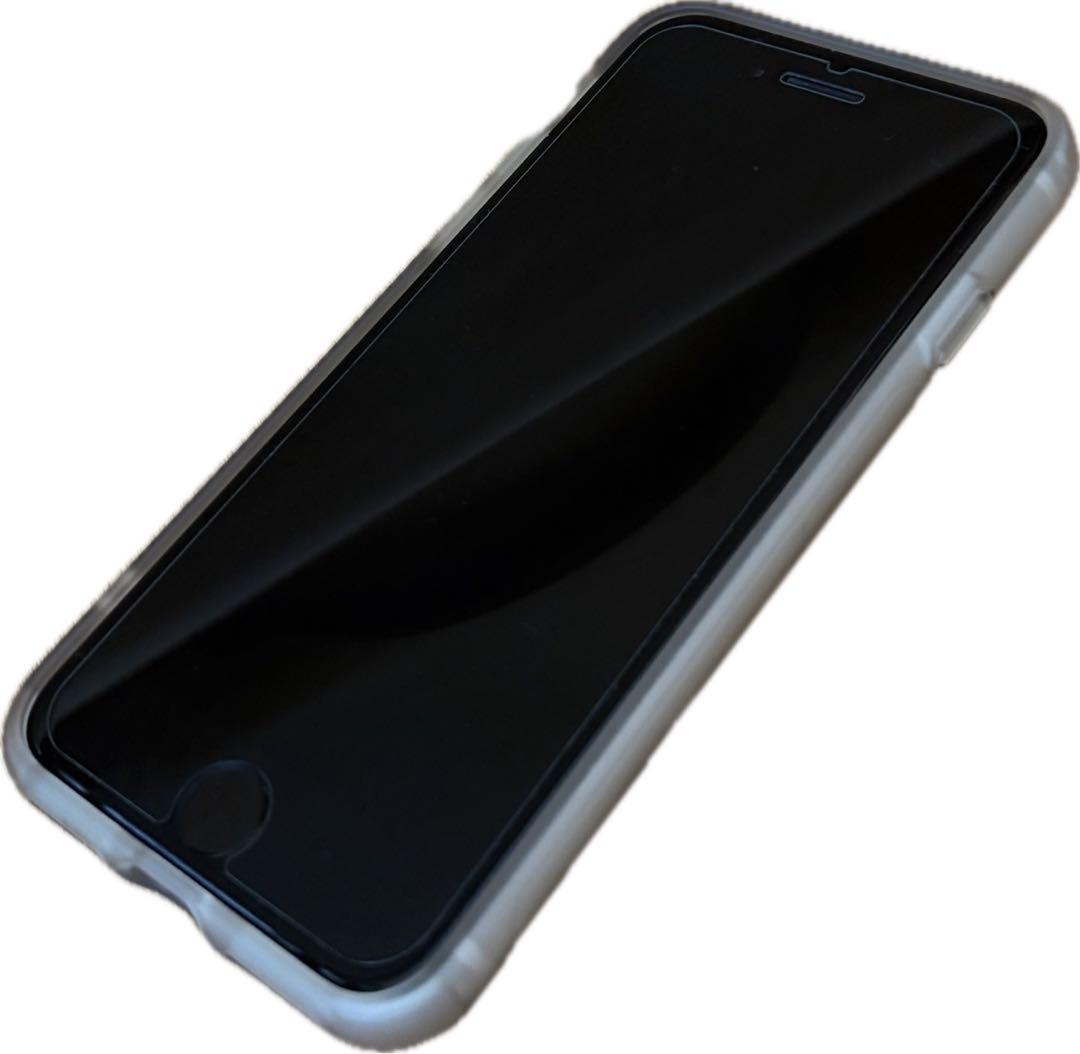 《美品》iPhone SE 第2世代　128GB　マットケース付