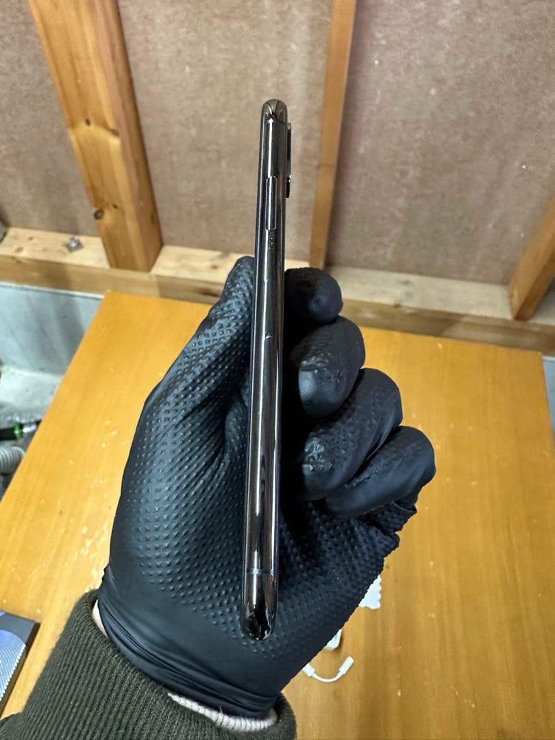 Apple iPhone X 本体 SIMロックなし