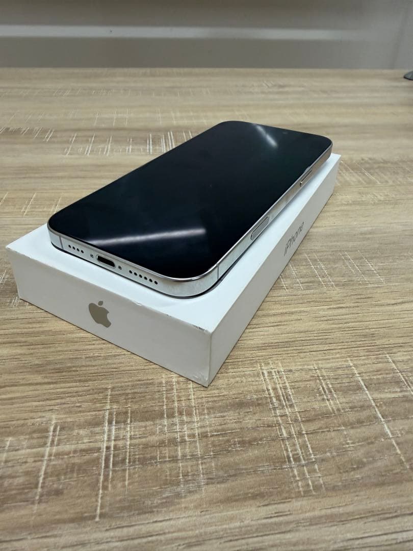 【超美品】iPhone16 Pro Max 512GB バッテリー99%