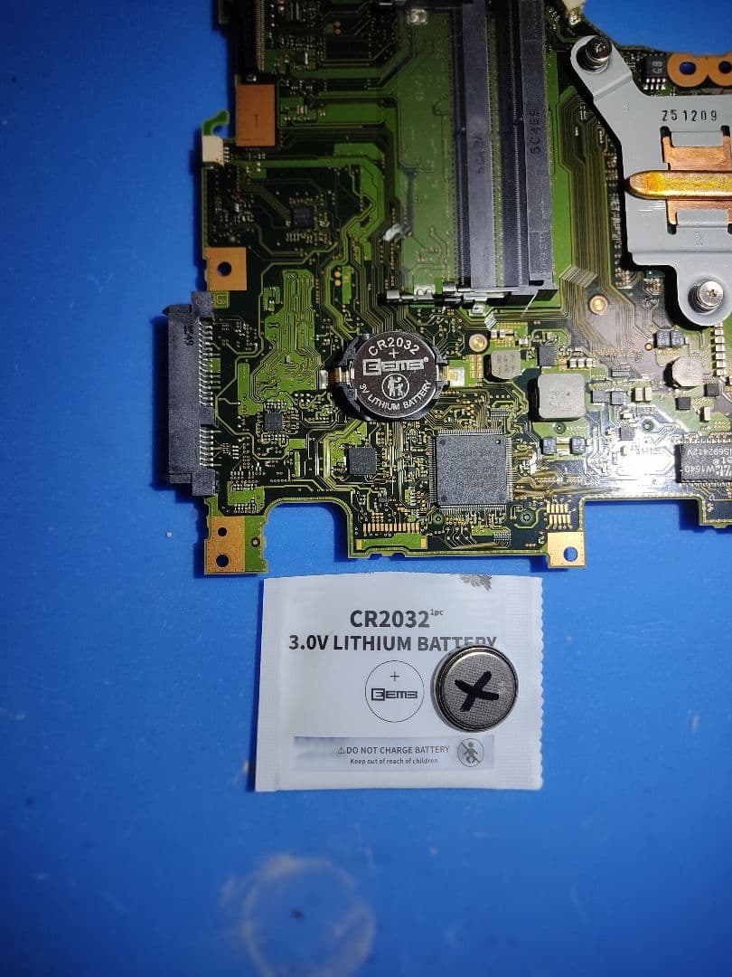 まってぃん FUJITSU LIFEBOOK E756/MノートPC