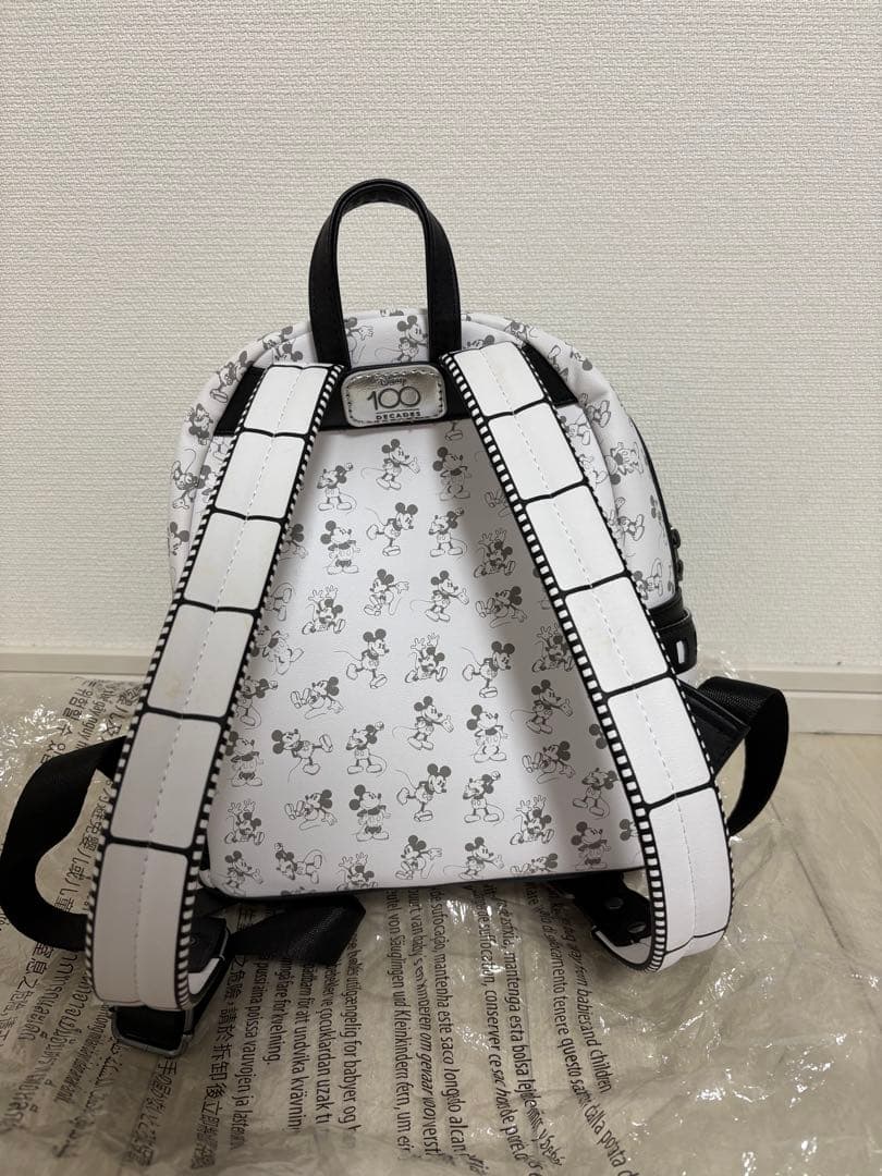 ディズニー　ラウンジフライ　リュック　ミッキー　蒸気船ウィリー