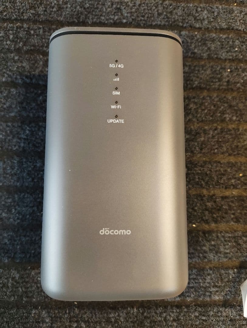 docomo  5G HR02ホームルーター