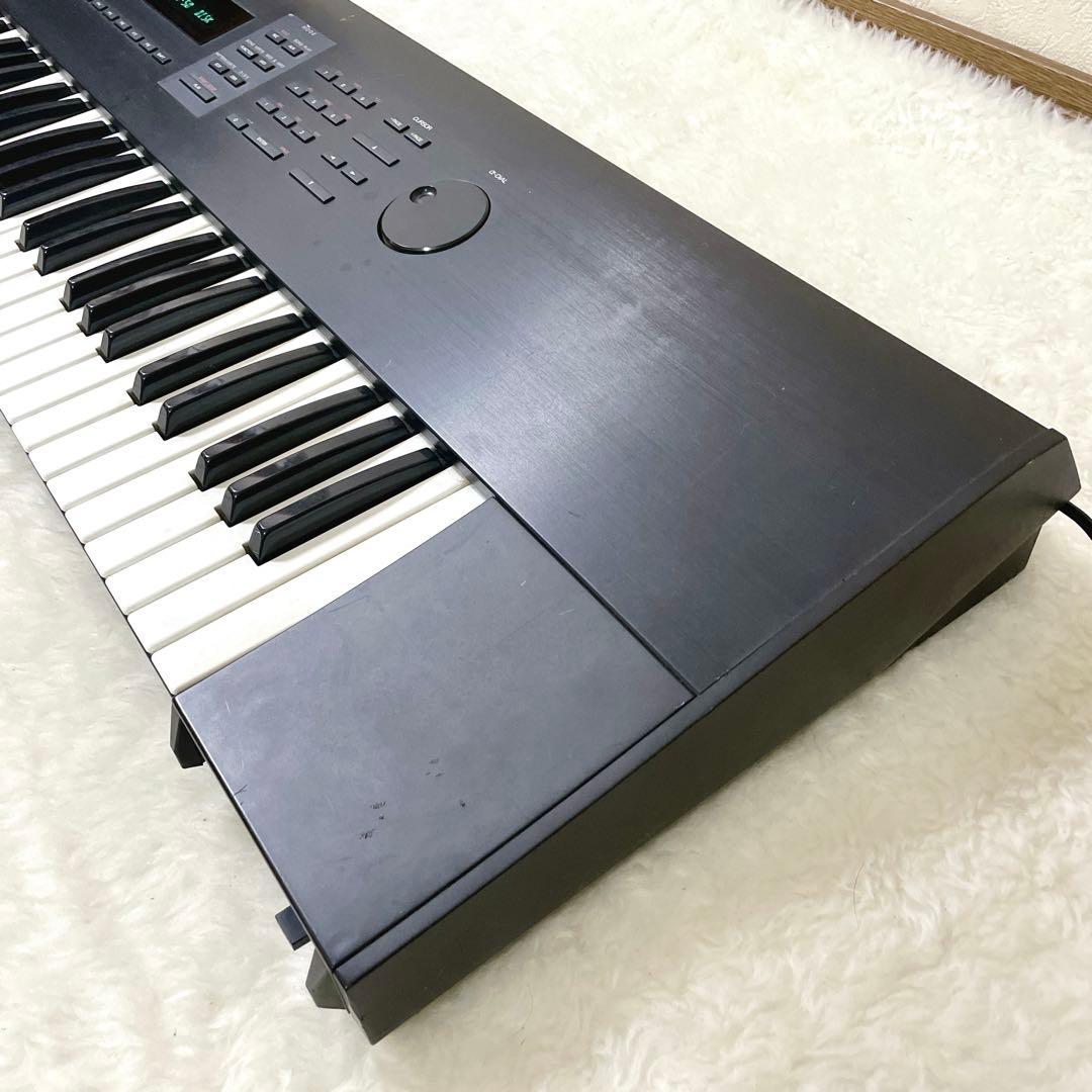Roland S-50 デジタルサンプリングキーボード シンセサイザー