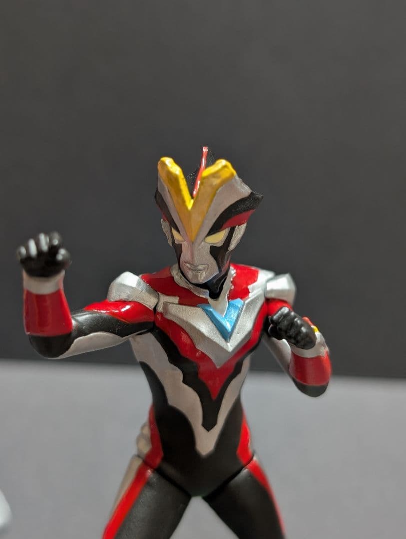 ＨＧシリーズウルトラマン X、デッカー、ビクトリー（ペイント）