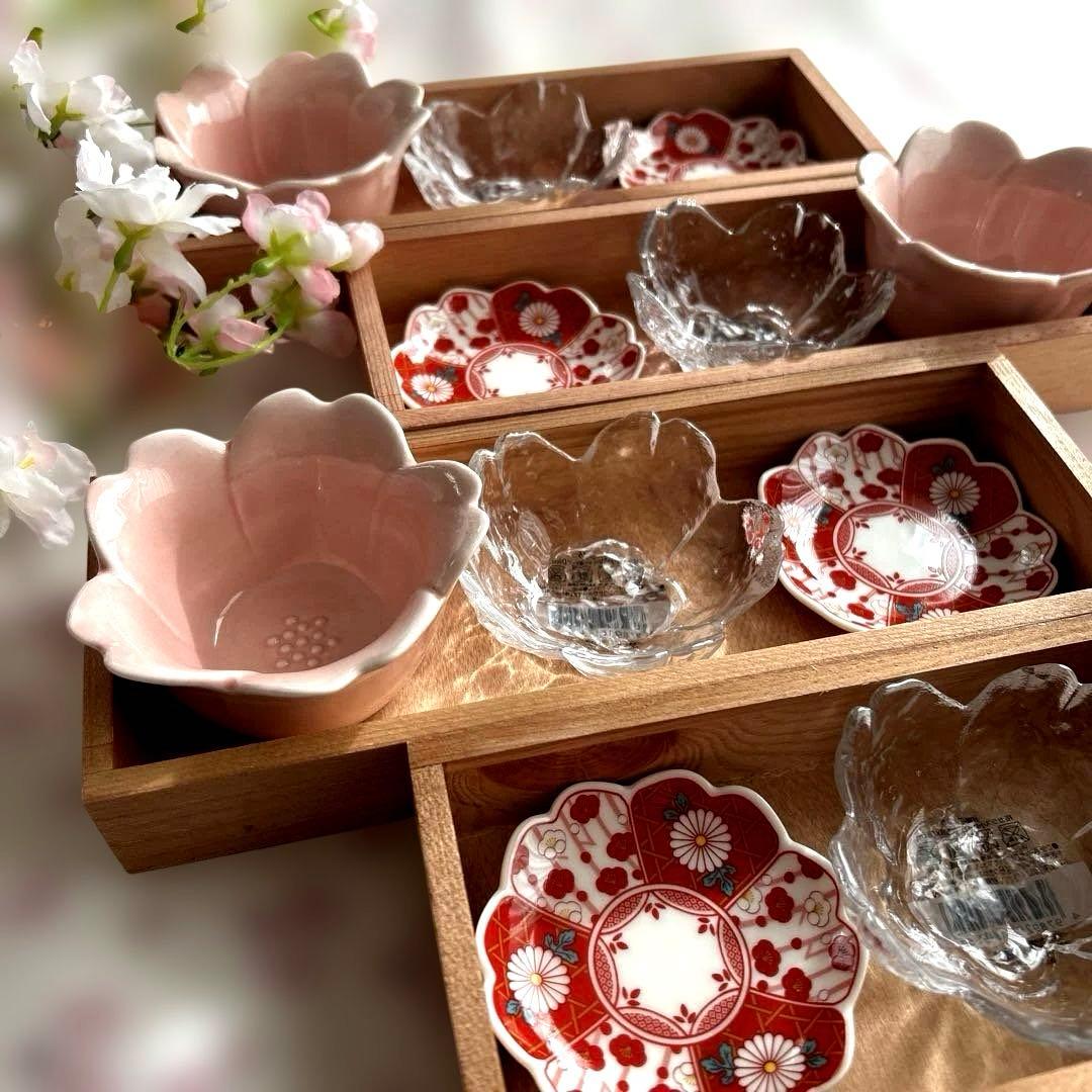 4名様セット　おもてなし　木製トレー付き　16点　桜　ひなまつり　晴れの日　豆皿