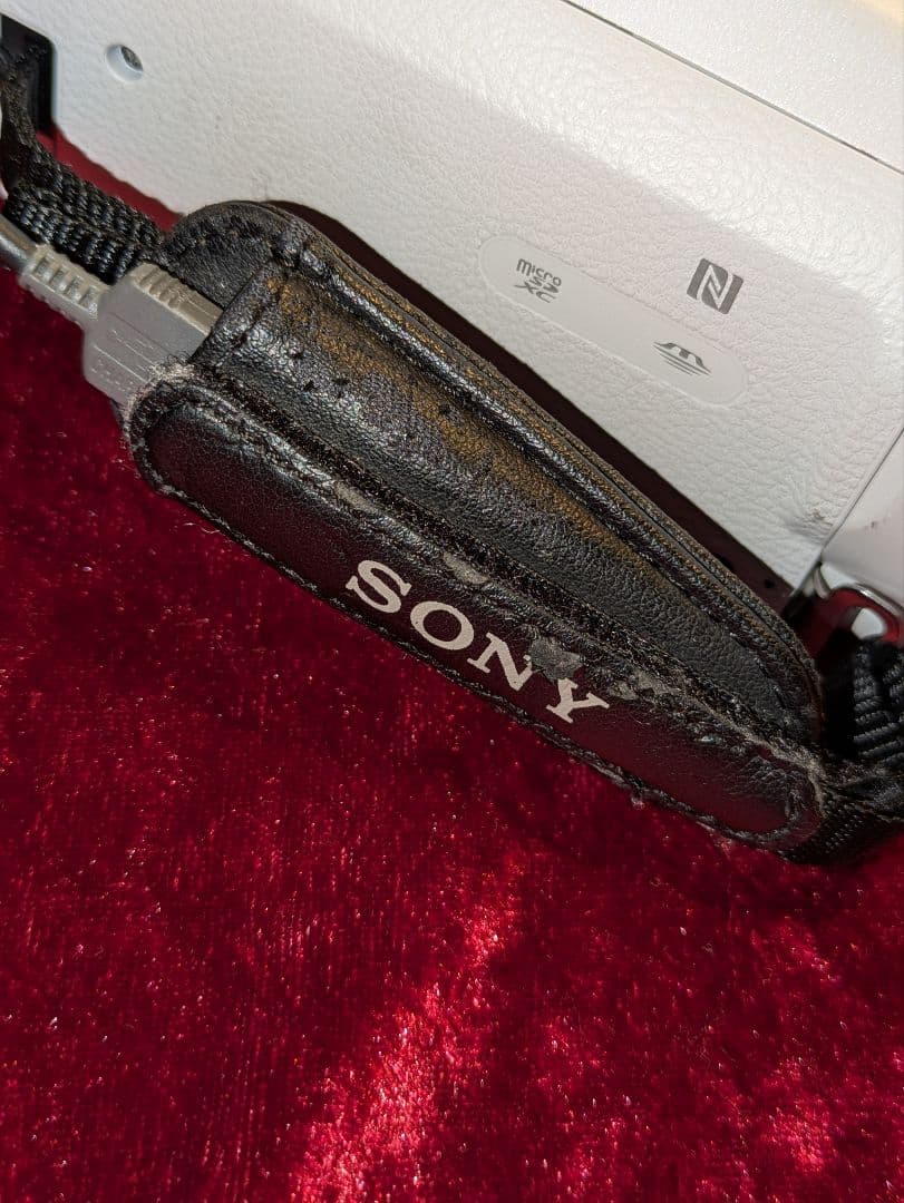 ソニー デジタルHDビデオカメラ HDR-CX675 （ホワイトカラー）