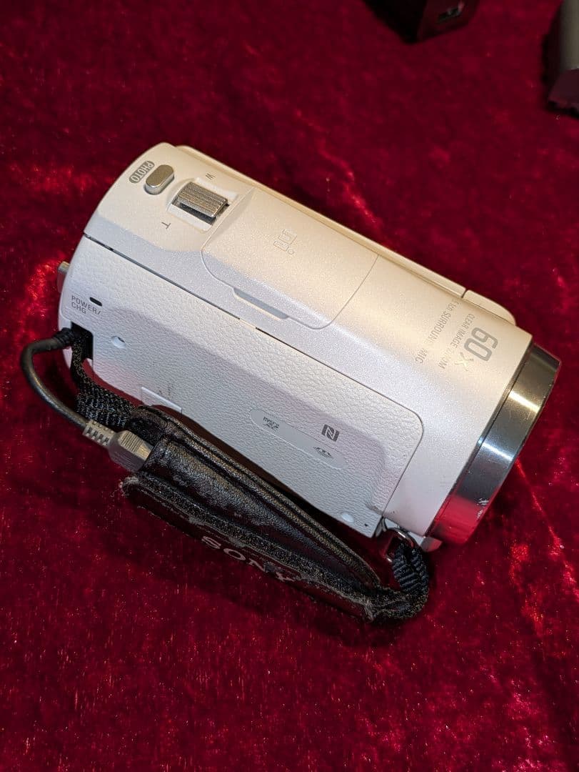 ソニー デジタルHDビデオカメラ HDR-CX675 （ホワイトカラー）