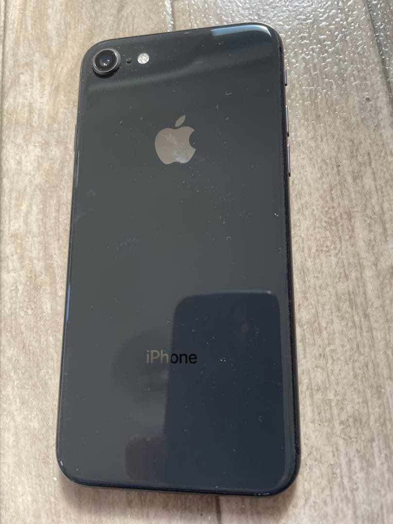 iPhone 8 64GB スペースグレー　美品、付属品あり