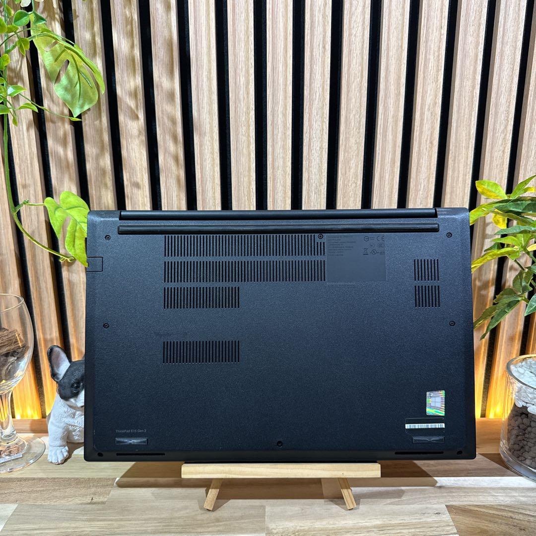 おすすめ‼️ThinkPad E15☘第11世代☘メモリ16GB☘ノートパソコン