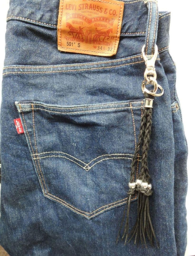 レザーオーダメイドスタッズキーホルダーストラップはこちらからお問い合わせ下さい