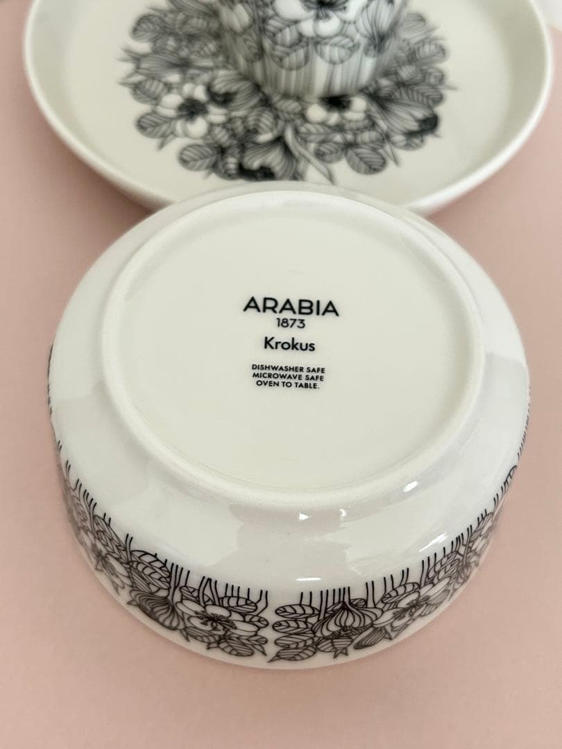 限定セール　♡新品♡ アラビア　クロッカス　ブラック　食器3点セット