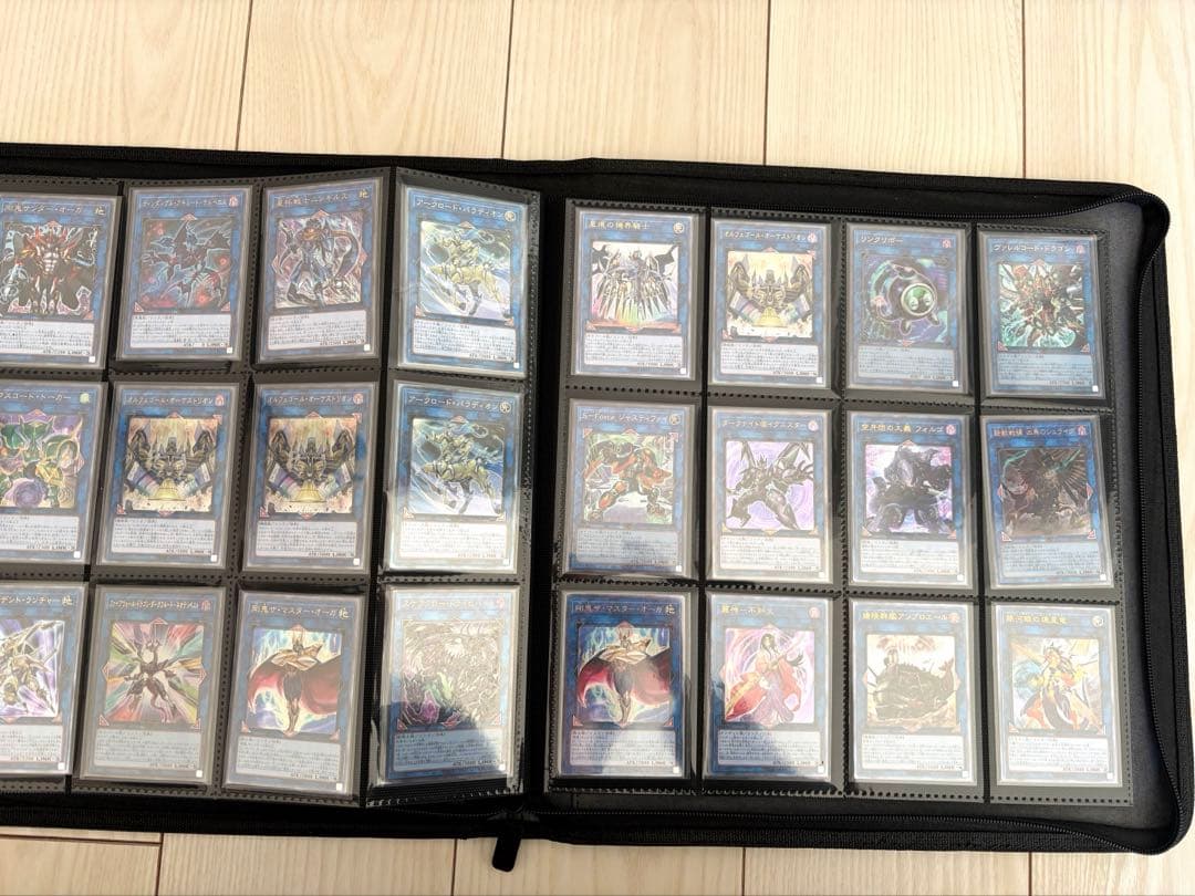 【最終値下げ中】2000枚超！遊戯王カード引退品　レリーフ多数