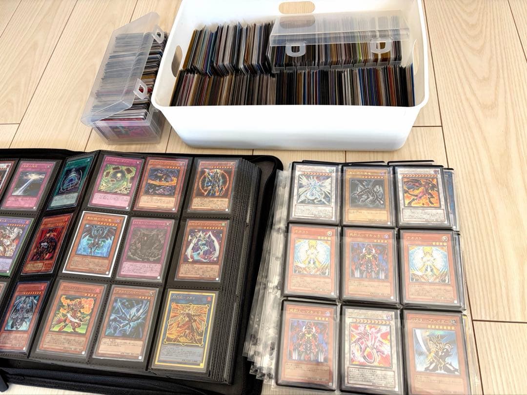 【最終値下げ中】2000枚超！遊戯王カード引退品　レリーフ多数
