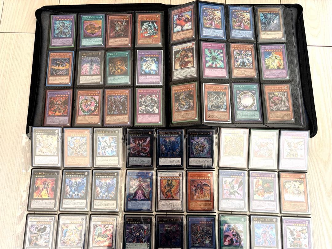 【最終値下げ中】2000枚超！遊戯王カード引退品　レリーフ多数