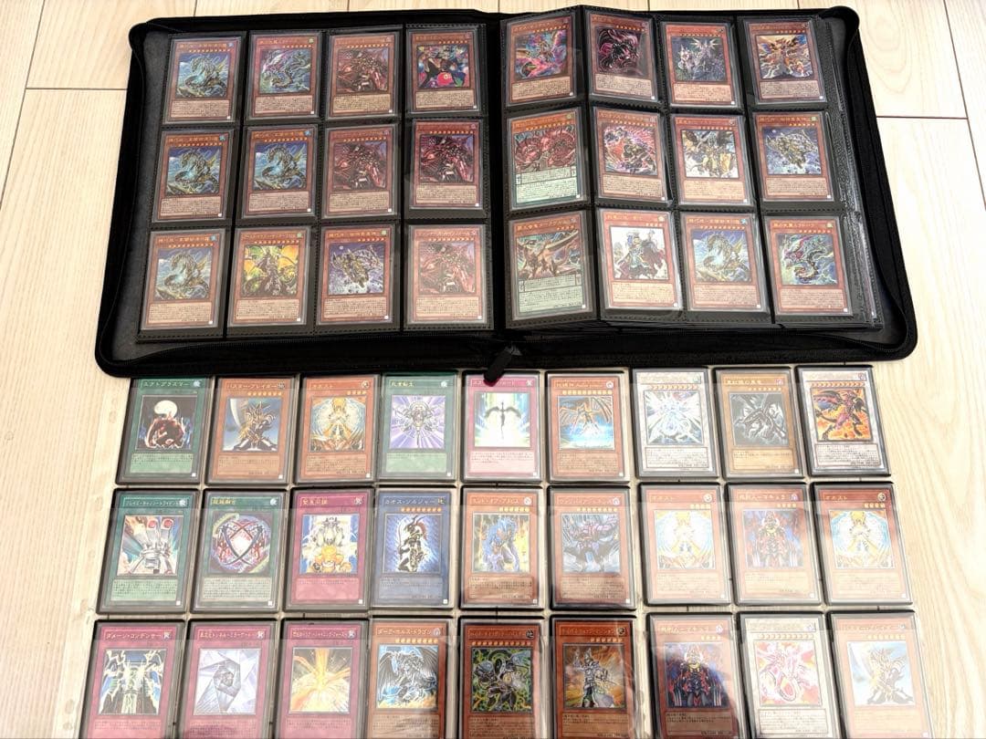 【最終値下げ中】2000枚超！遊戯王カード引退品　レリーフ多数