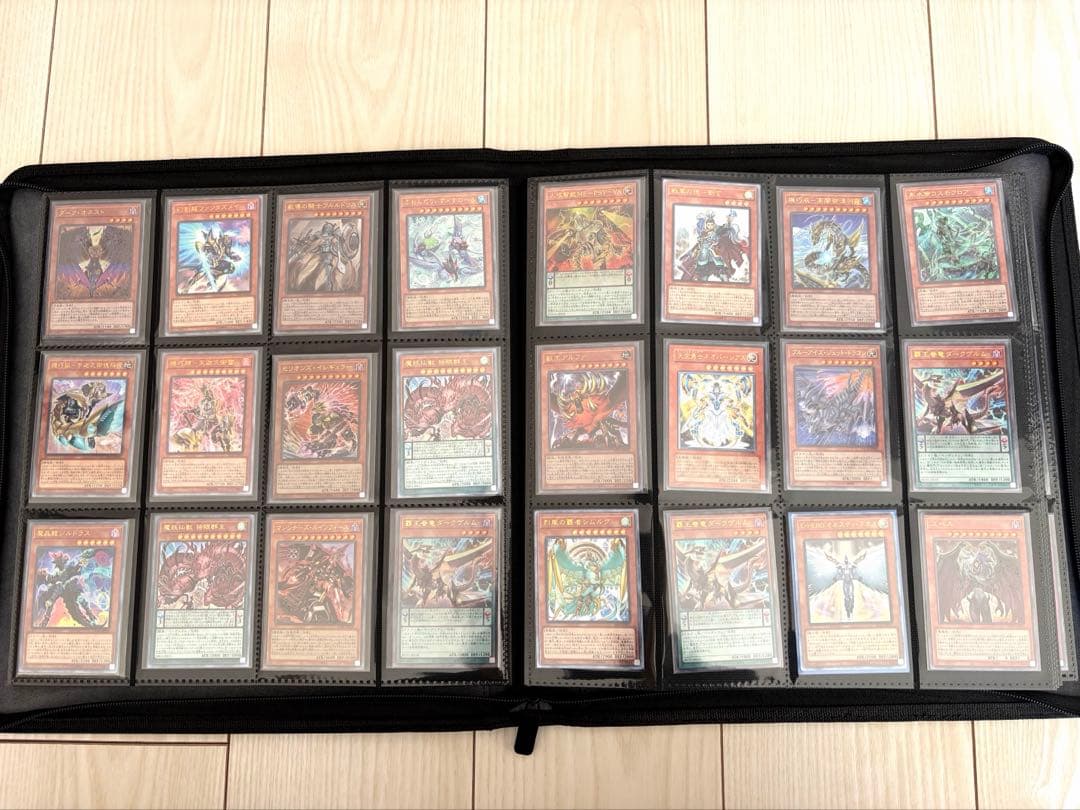 【最終値下げ中】2000枚超！遊戯王カード引退品　レリーフ多数