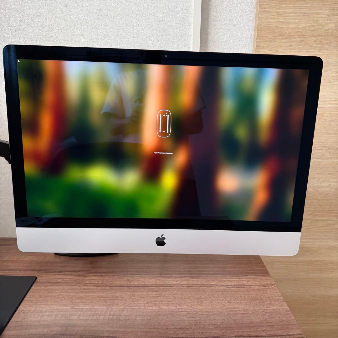 iMac 27inch 2020 Retina5K VESAマウントアダプタ搭載