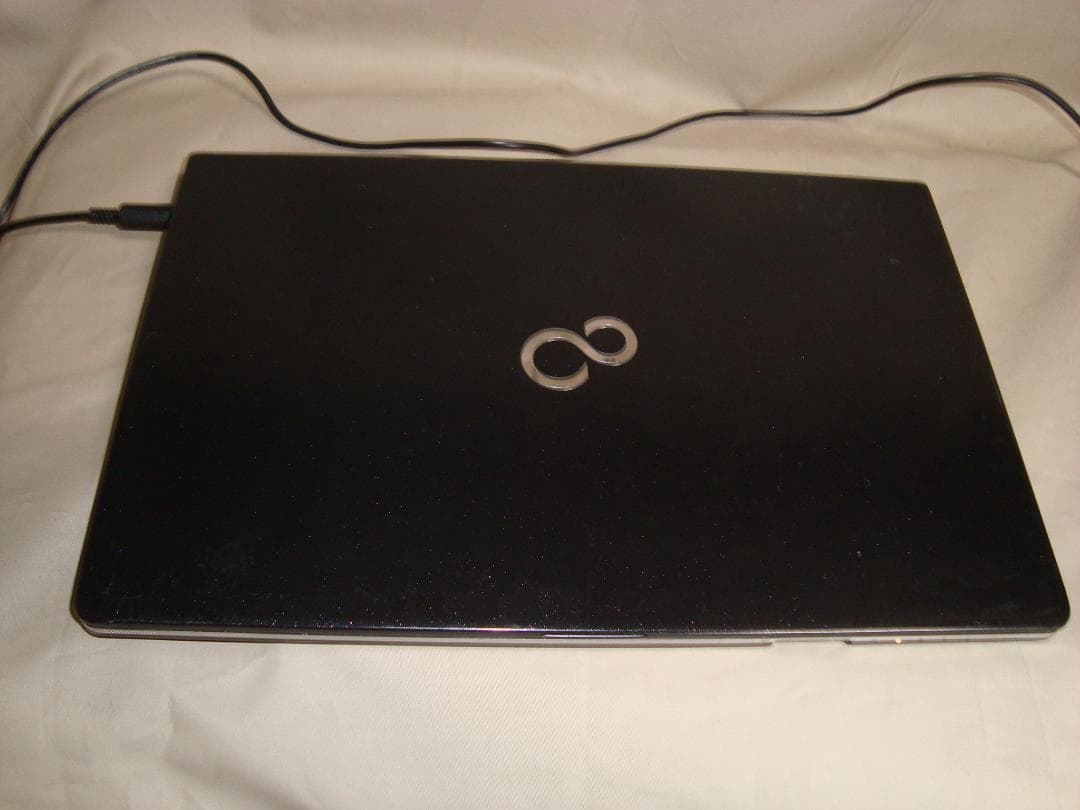 富士通、S937、COREi5ー7300U、WIN11、DVD-RAM