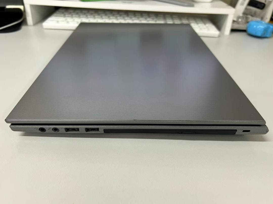 FRONTIER ノートPC 15.6型 i3第十世代 SSD1TB 極美品