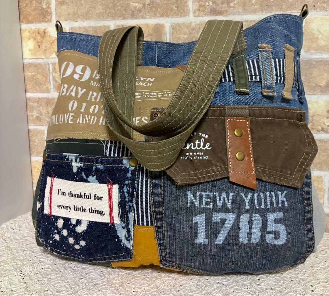 118.★ 大きめトートバッグ★デニムリメイク★Lサイズ★ショルダー紐付き