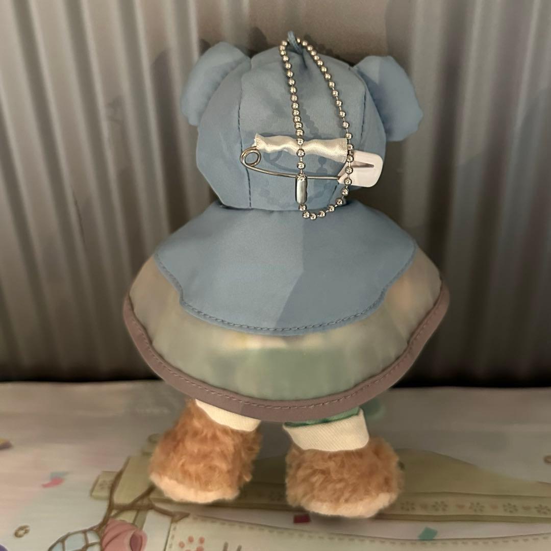 ダッフィー&フレンズ レイニーデイズ ダッフィーぬいぐるみバッジ