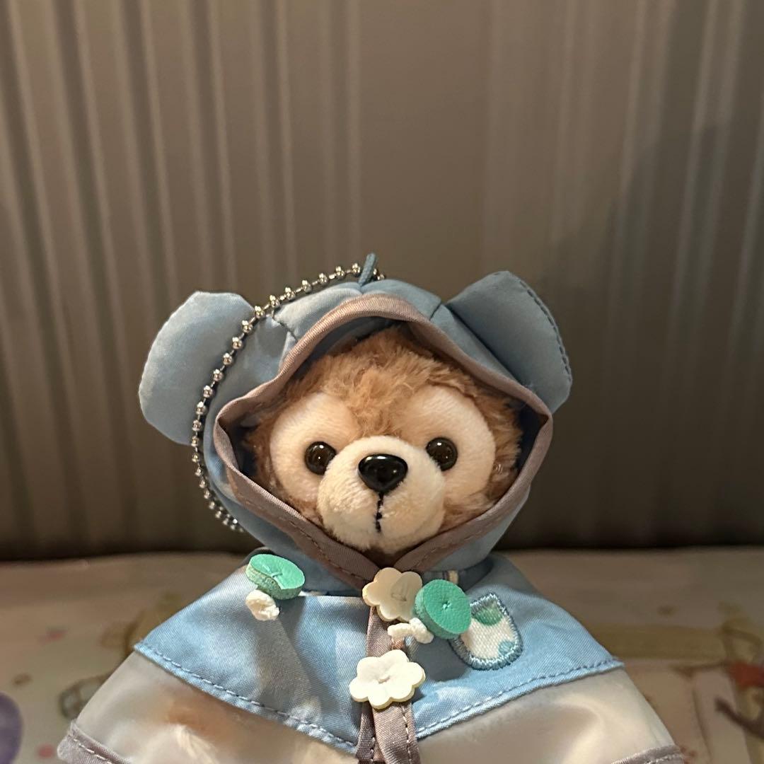 ダッフィー&フレンズ レイニーデイズ ダッフィーぬいぐるみバッジ