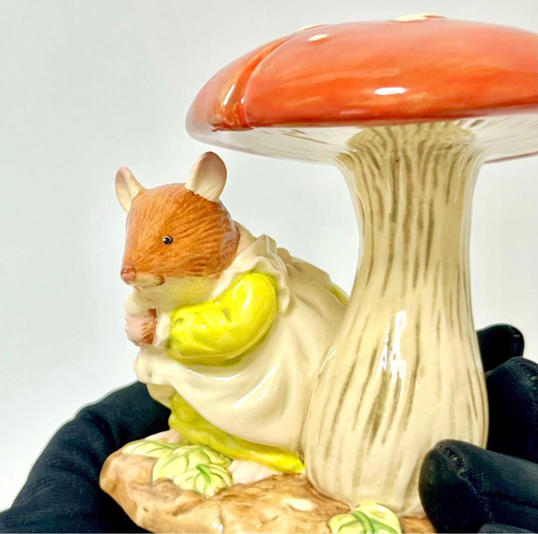 SALE☆ブランブリーヘッジ☆フィギュリン☆いばらの中で☆ピッキング・ベリーズ