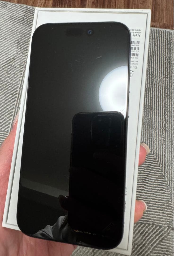 スマートフォン本体 iPhone 15 pro