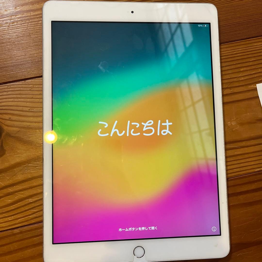 Apple iPad 第七世代シルバー 本体 32GB