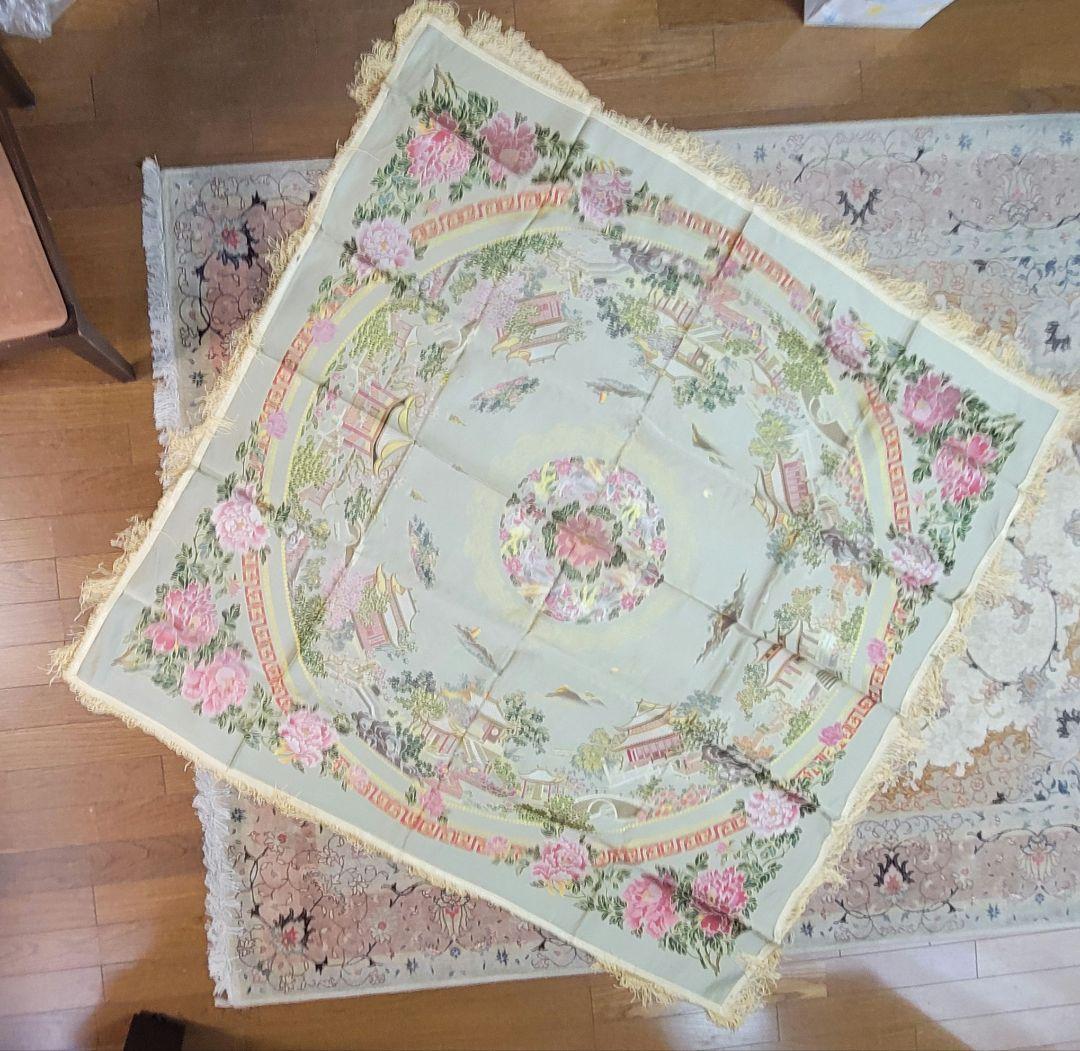 中国産 シルク製　テーブルクロス　正方形　140×140cm　ブランド　錦花