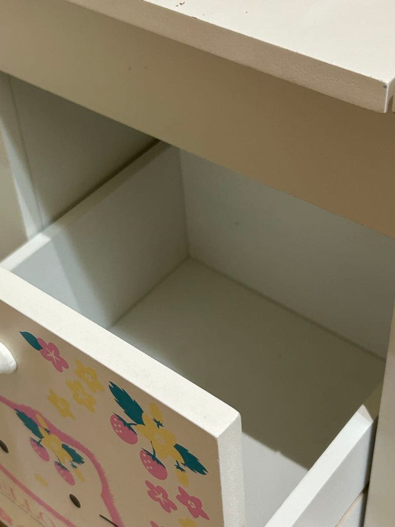 HELLO KITTY ドレッサー 白