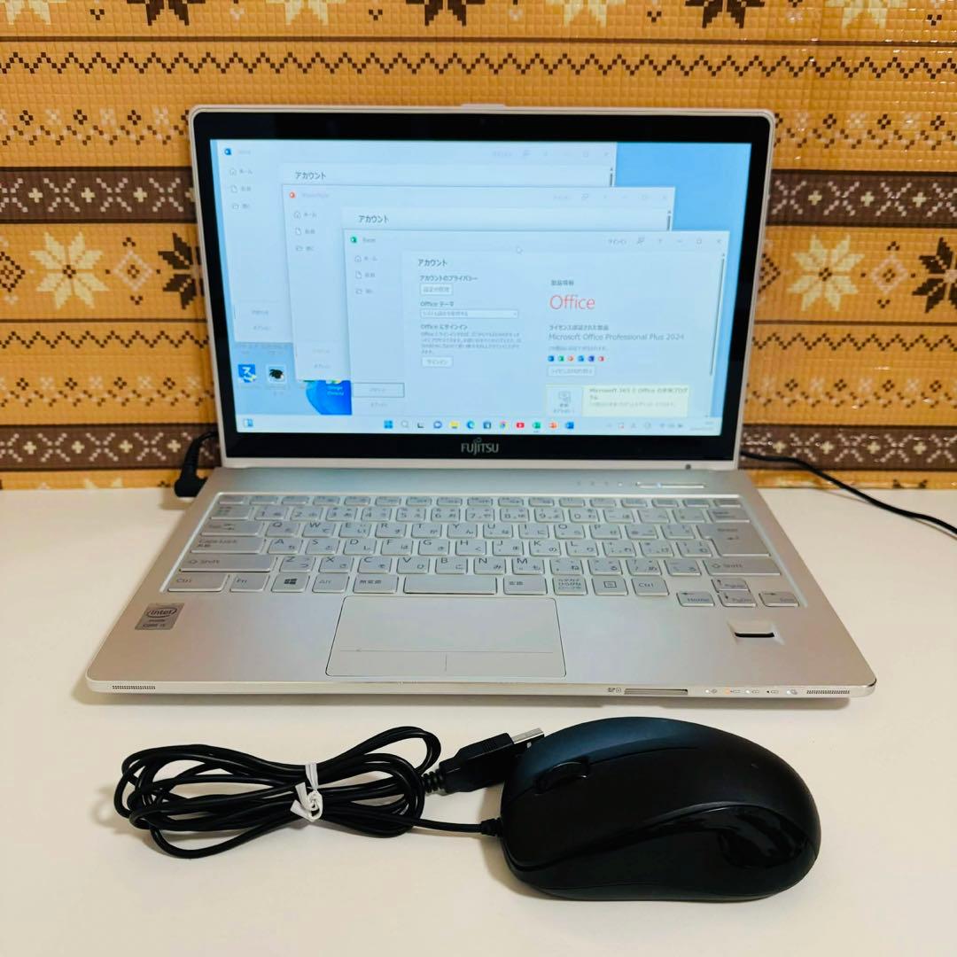 S204 富士通ノートパソコン i5タッチパネルSSD高速 Windows11