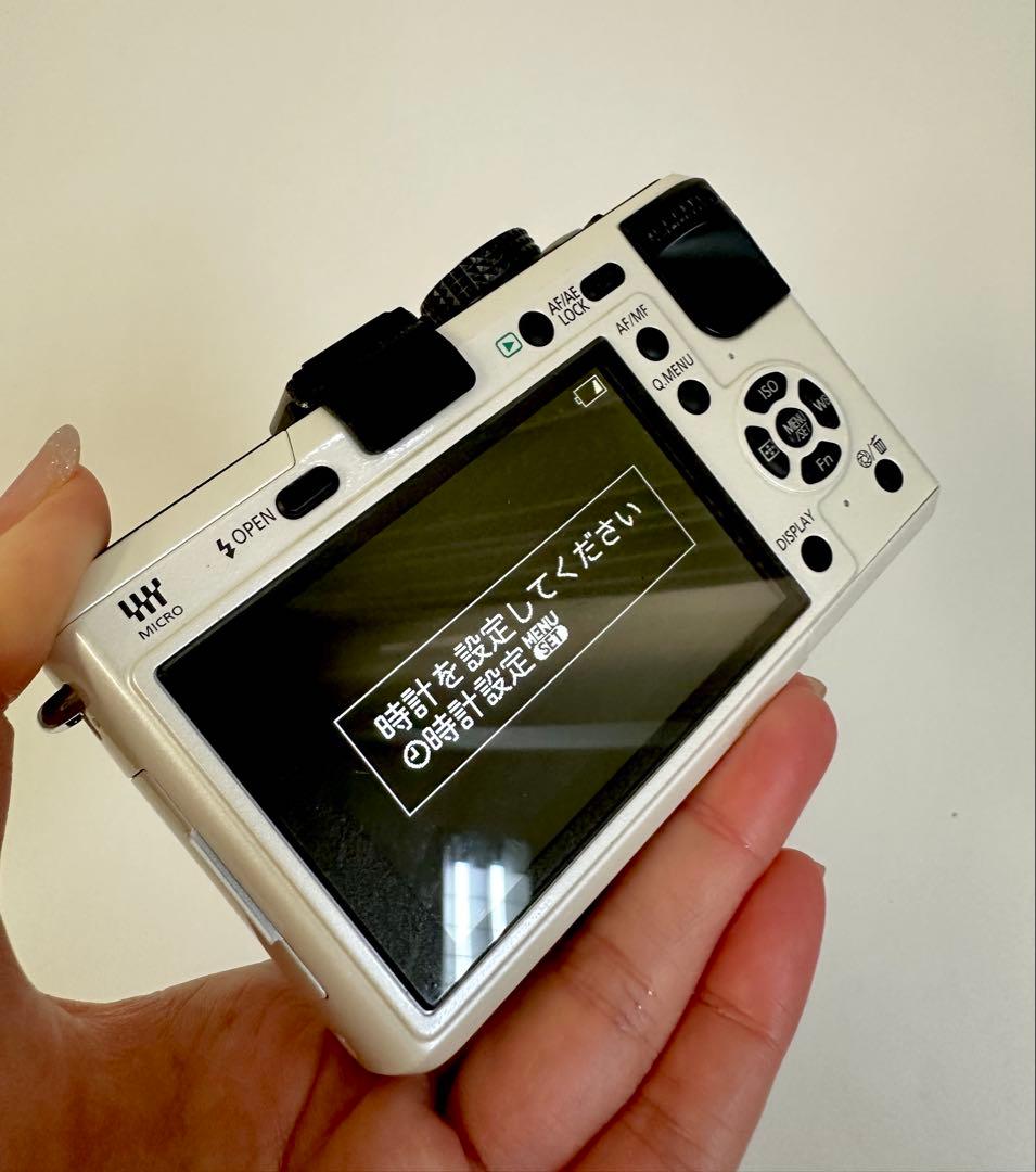 Panasonic LUMIX DMC-GF1 デジカメ ミラーレス一眼カメラ