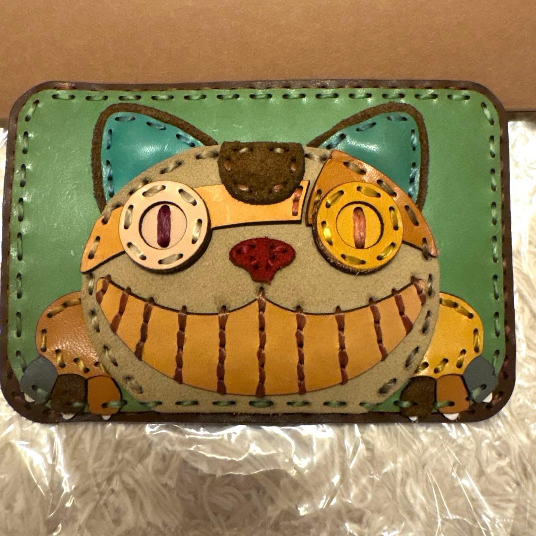 【ジブリパーク限定】となりのトトロ ネコバス パスケース 本革