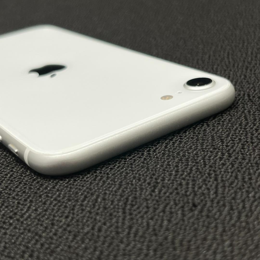 【11723】iPhone SE 第2世代 64GB 78％