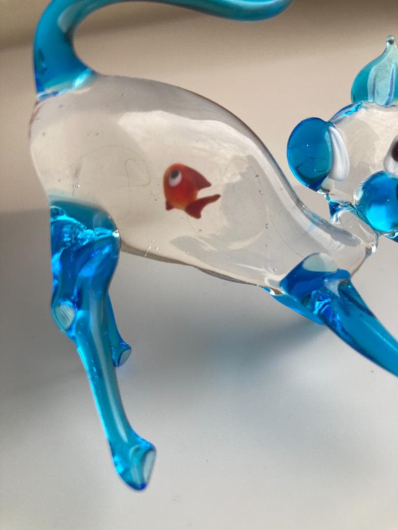 ベネチアングラス　猫の中に魚　イタリア　ムラーノ島　　2個